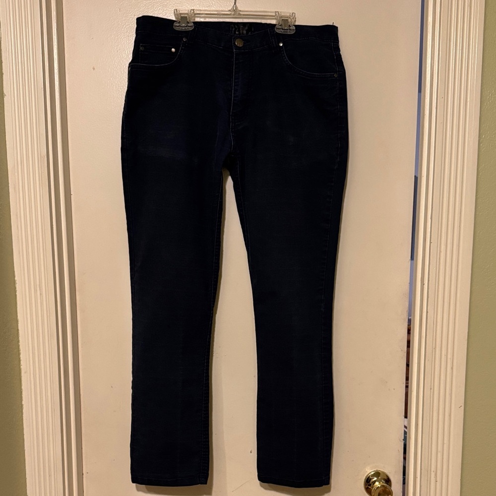 Men's Dark Blue Jeans